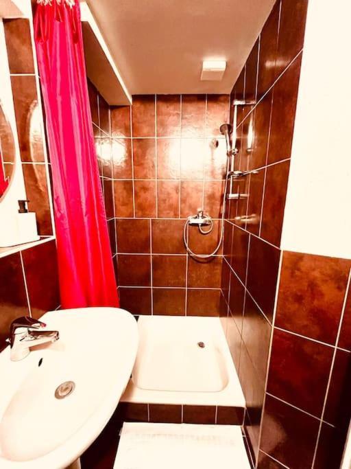 Charmant Appartement De Vacances Alta Ripa Hauterive  Esterno foto