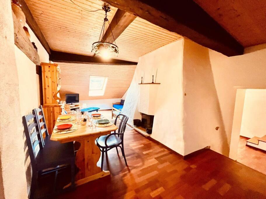 Charmant Appartement De Vacances Alta Ripa Hauterive  Esterno foto