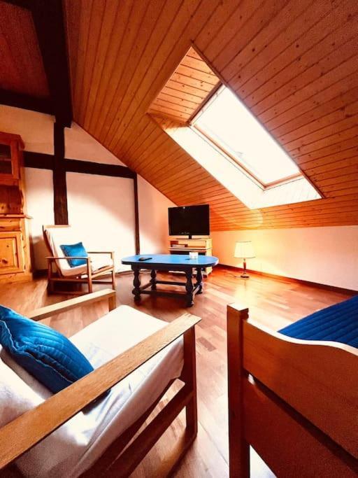 Charmant Appartement De Vacances Alta Ripa Hauterive  Esterno foto